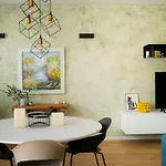 Borgo 1 Apartamento *